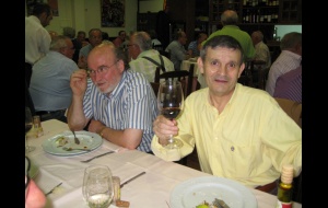 27 - En el Restaurante Oasis - 2009