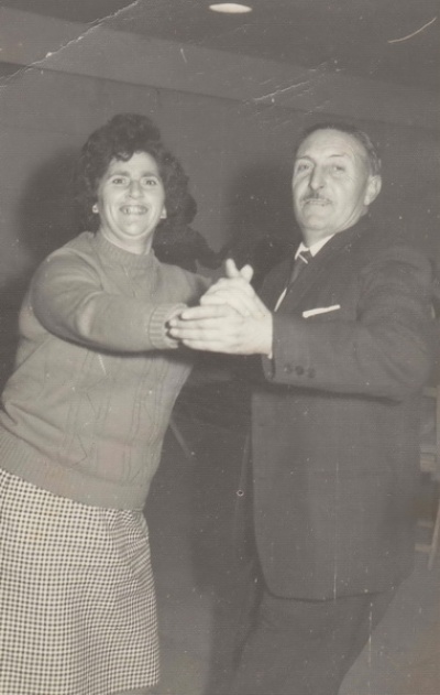 Carmen e o enterrador