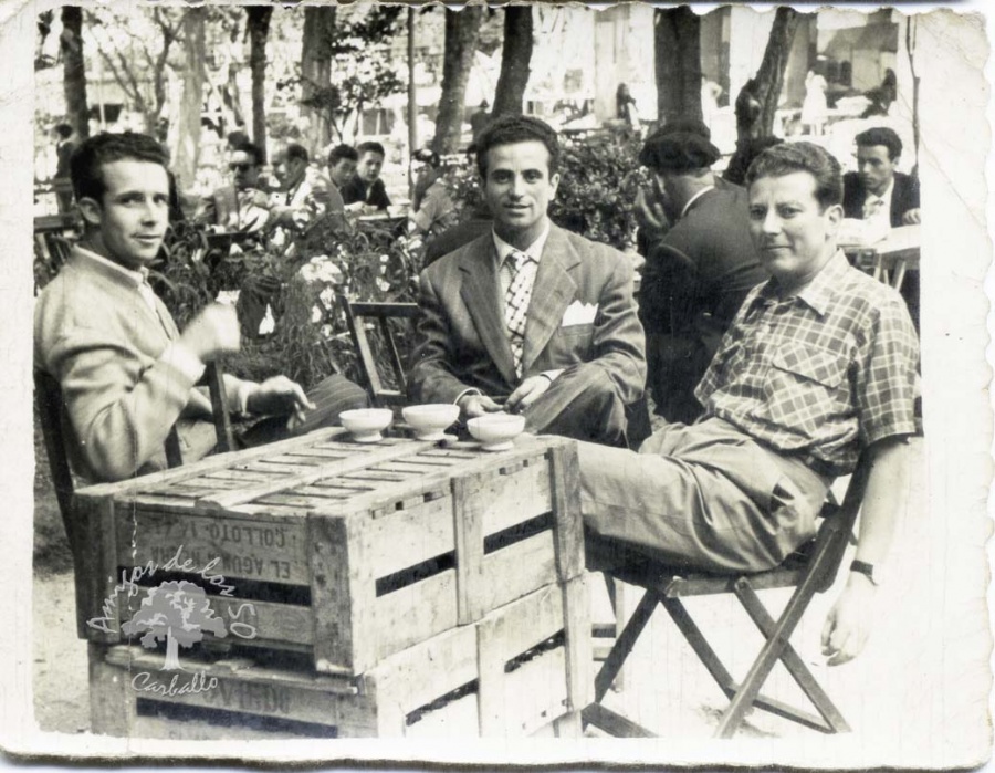 1956 - De tazas en el San Juan